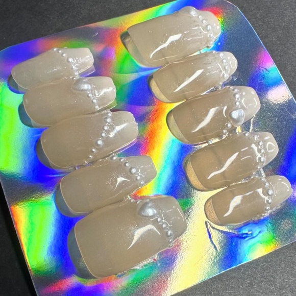 medium coffin nude with pearls handmade press on nails - Picture 3 of 5